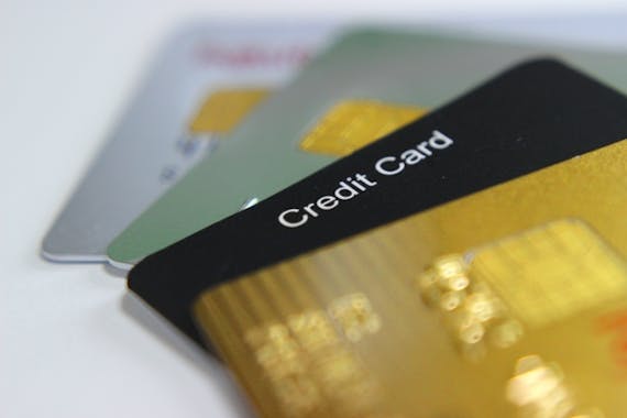 かっこいい大人のためのクレジットカードランキング ステータス ランク デザイン おすすめクレジットカード比較 クレジット カード おすすめクレカランキング 比較情報メディア